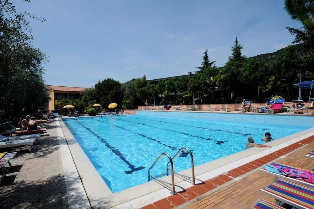 Sporthotel Olimpo Garda (Verona) Exterior foto