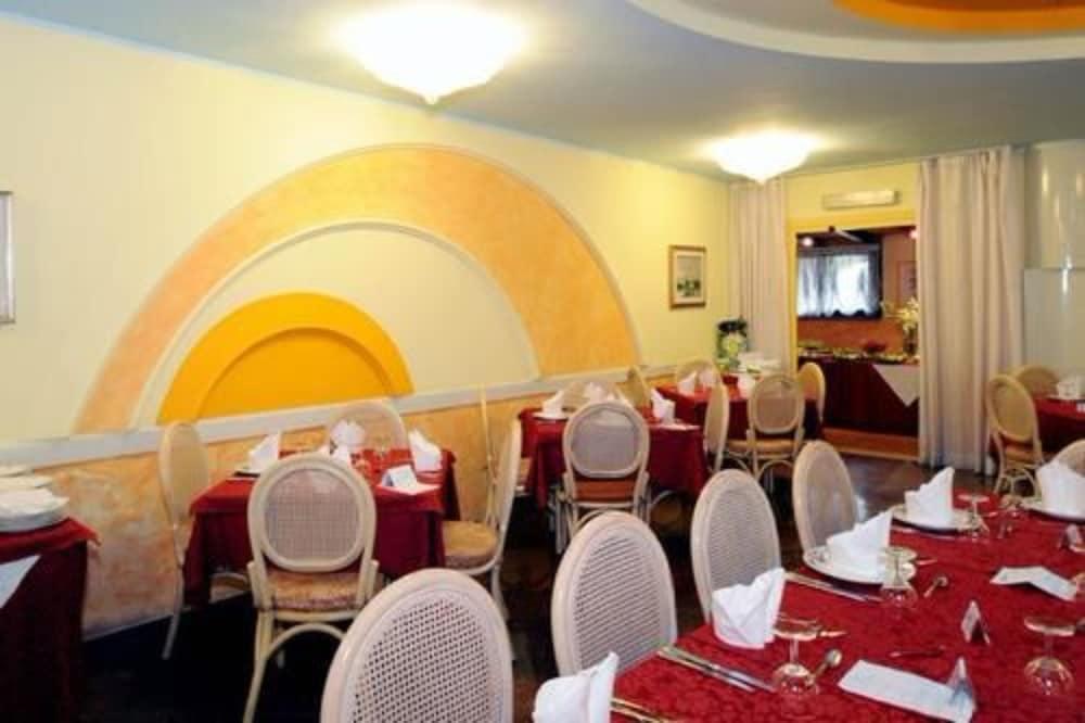 Sporthotel Olimpo Garda (Verona) Exterior foto