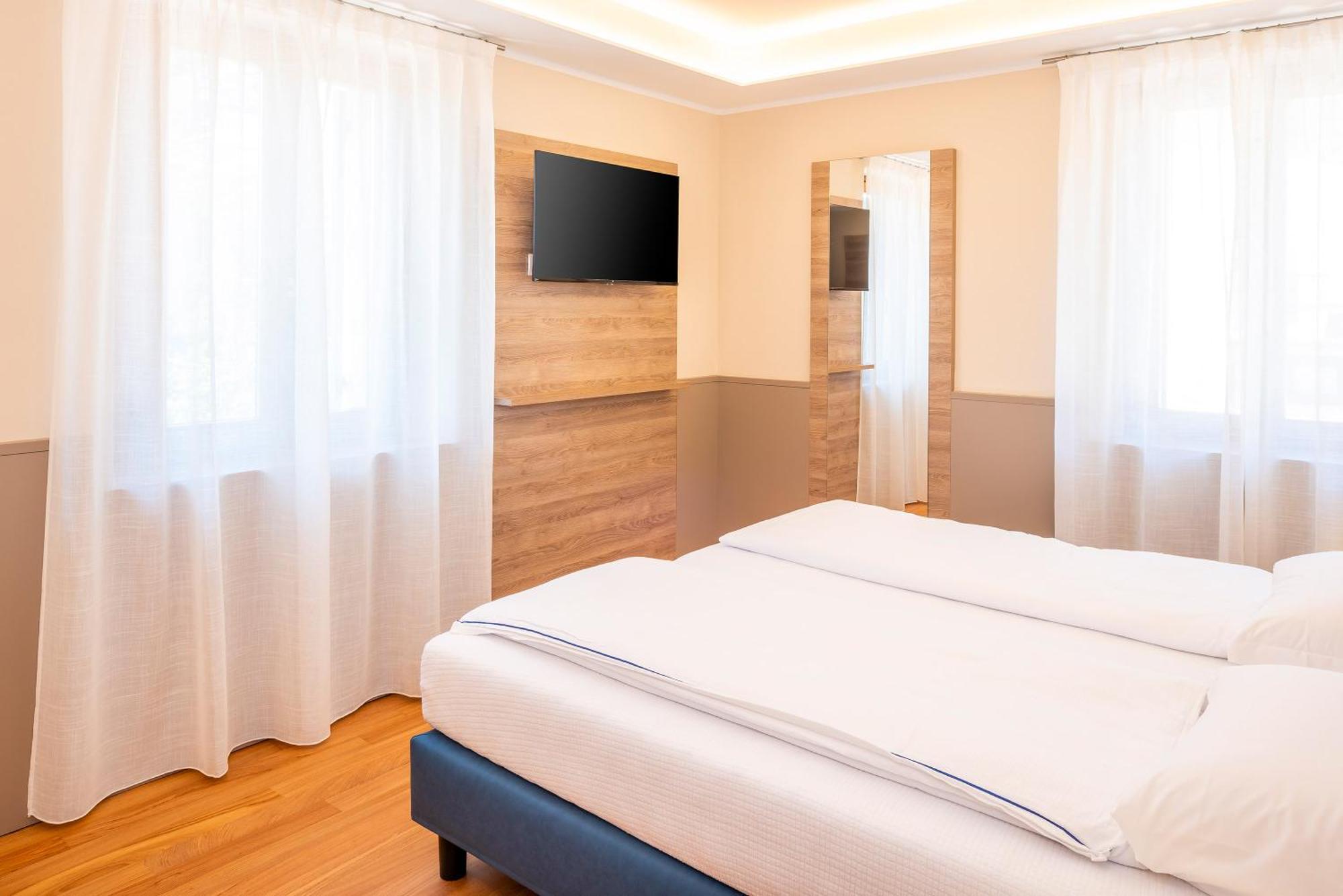 Sporthotel Olimpo Garda (Verona) Exterior foto