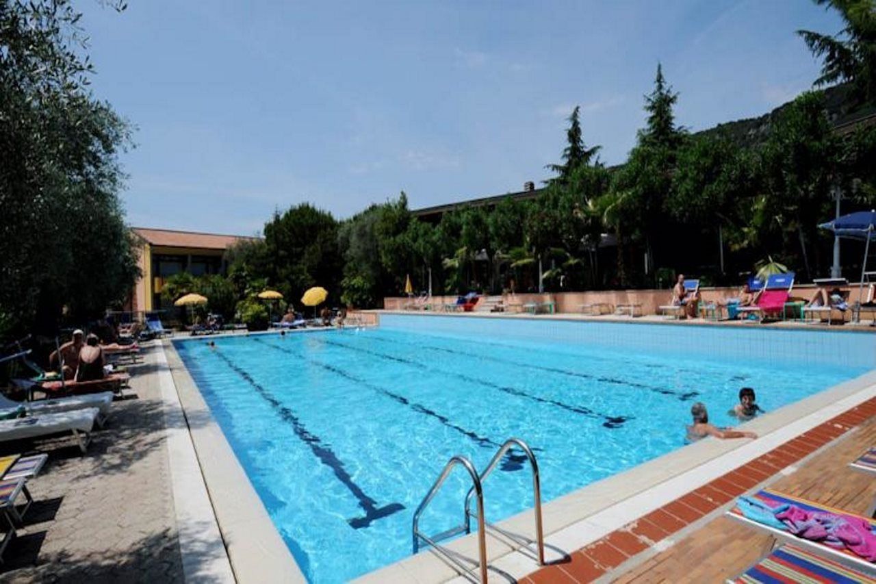 Sporthotel Olimpo Garda (Verona) Exterior foto